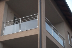 95