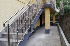 118